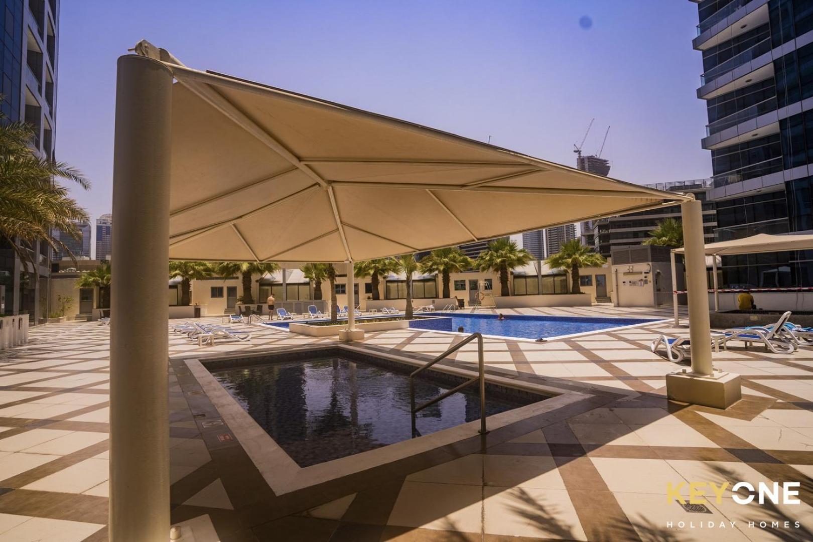 Chic Marina View Living In A Two Bedroom * Dubai
